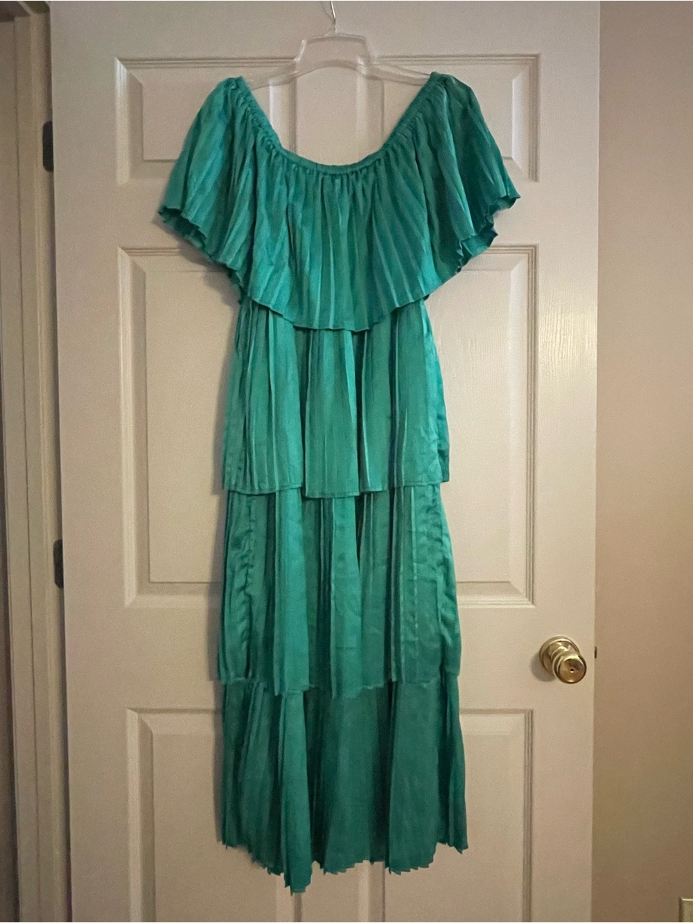 Umgee Green Tiered Accordion Pleated Maxi Dress (Size M)
